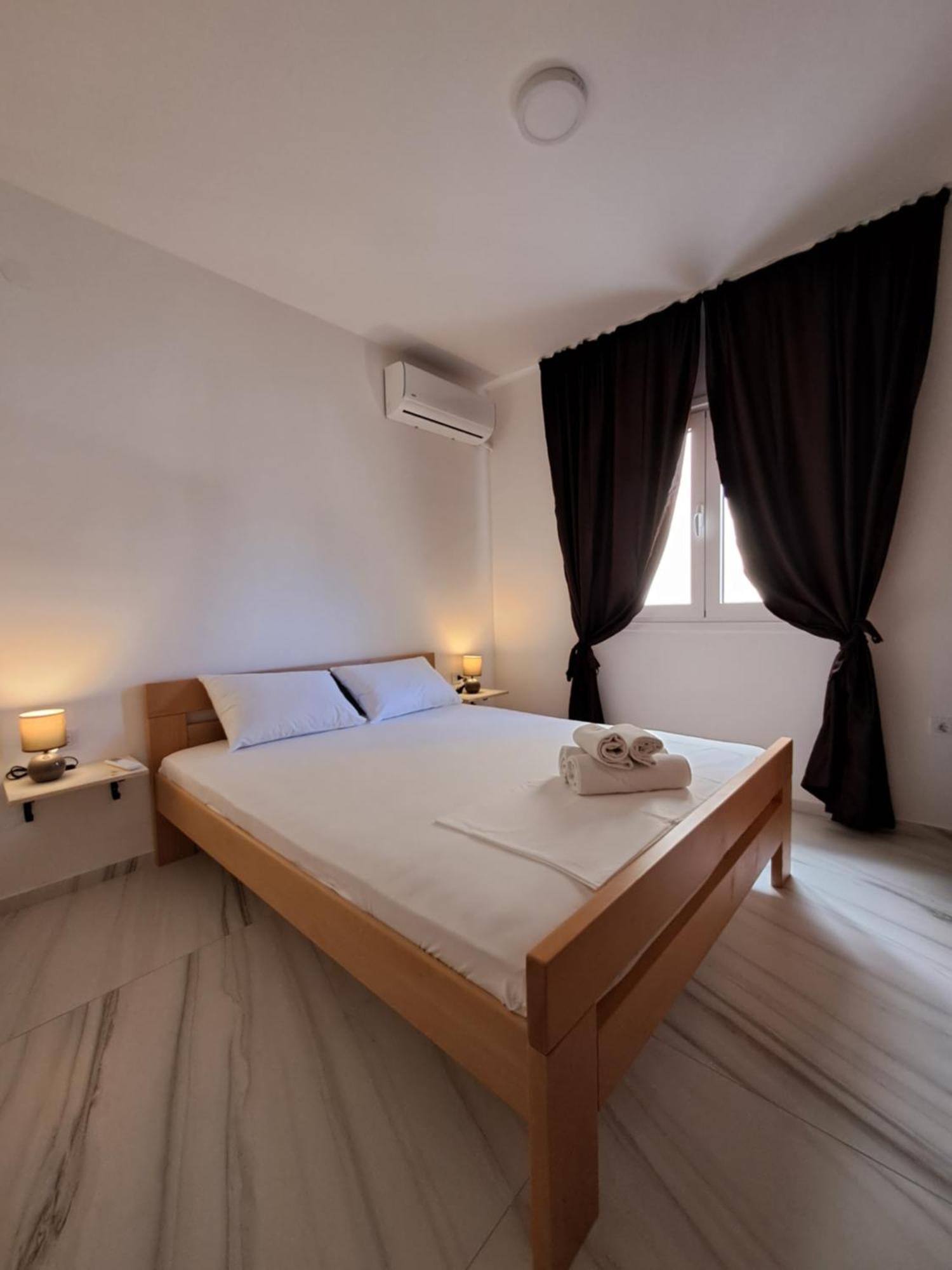 Apartments Miles 尤塔哈 外观 照片